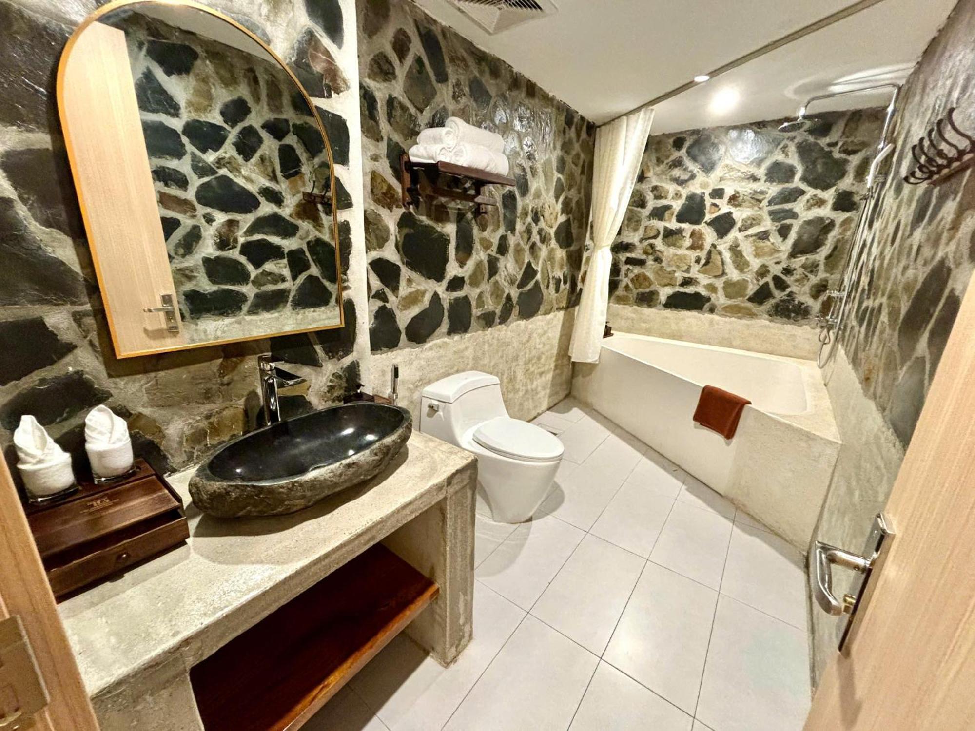 Truong Giang Boutique Hotel Lang Mon Eksteriør bilde